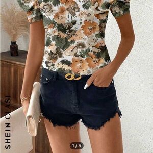 Floral Puff Sleeve Top and Black Frayed Shorts